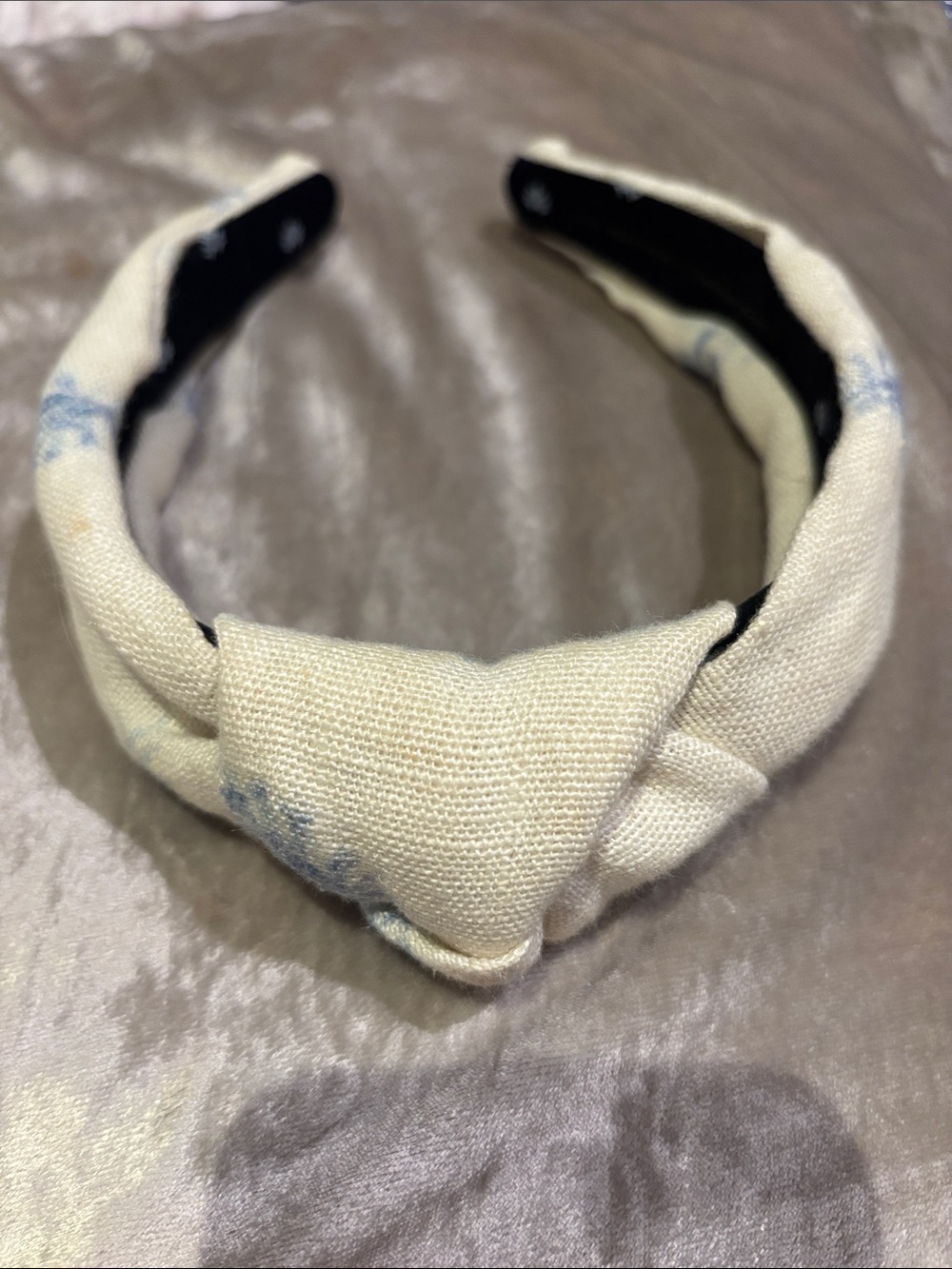 Lele Sadoughi Cream Knotted Headband with Light Blue Accent